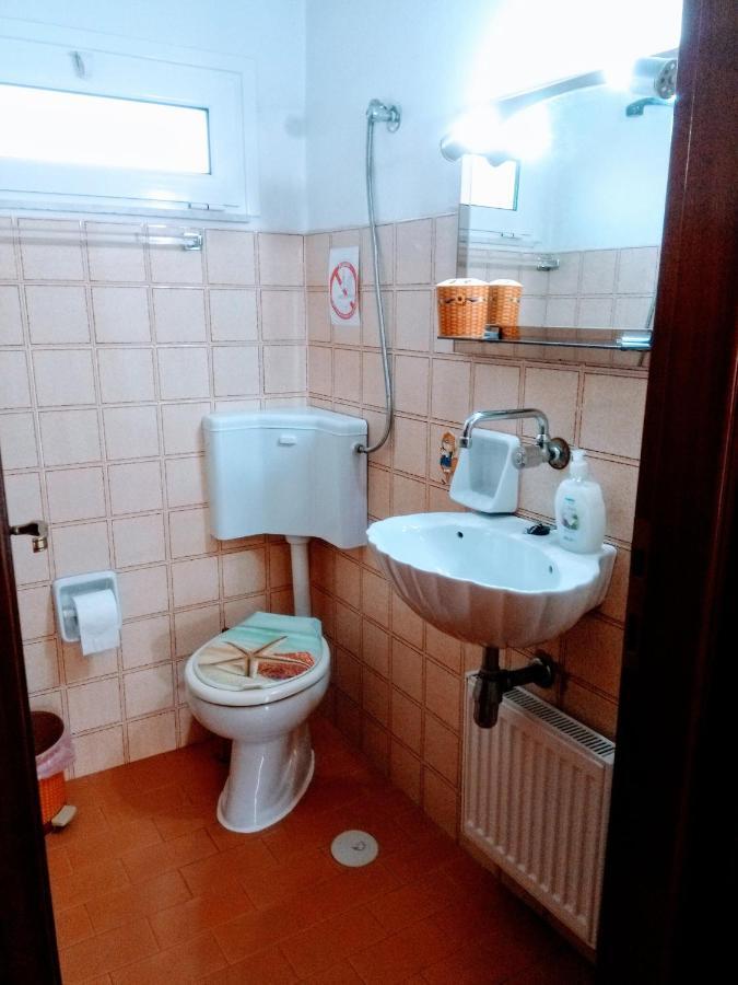 Apartamento Iliahtida Chalkís Exterior foto